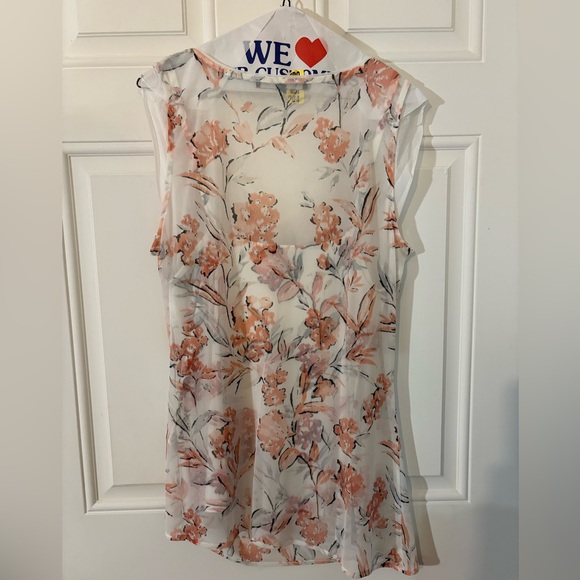 White House Black Market Floral Blouse - Picture 2 of 8